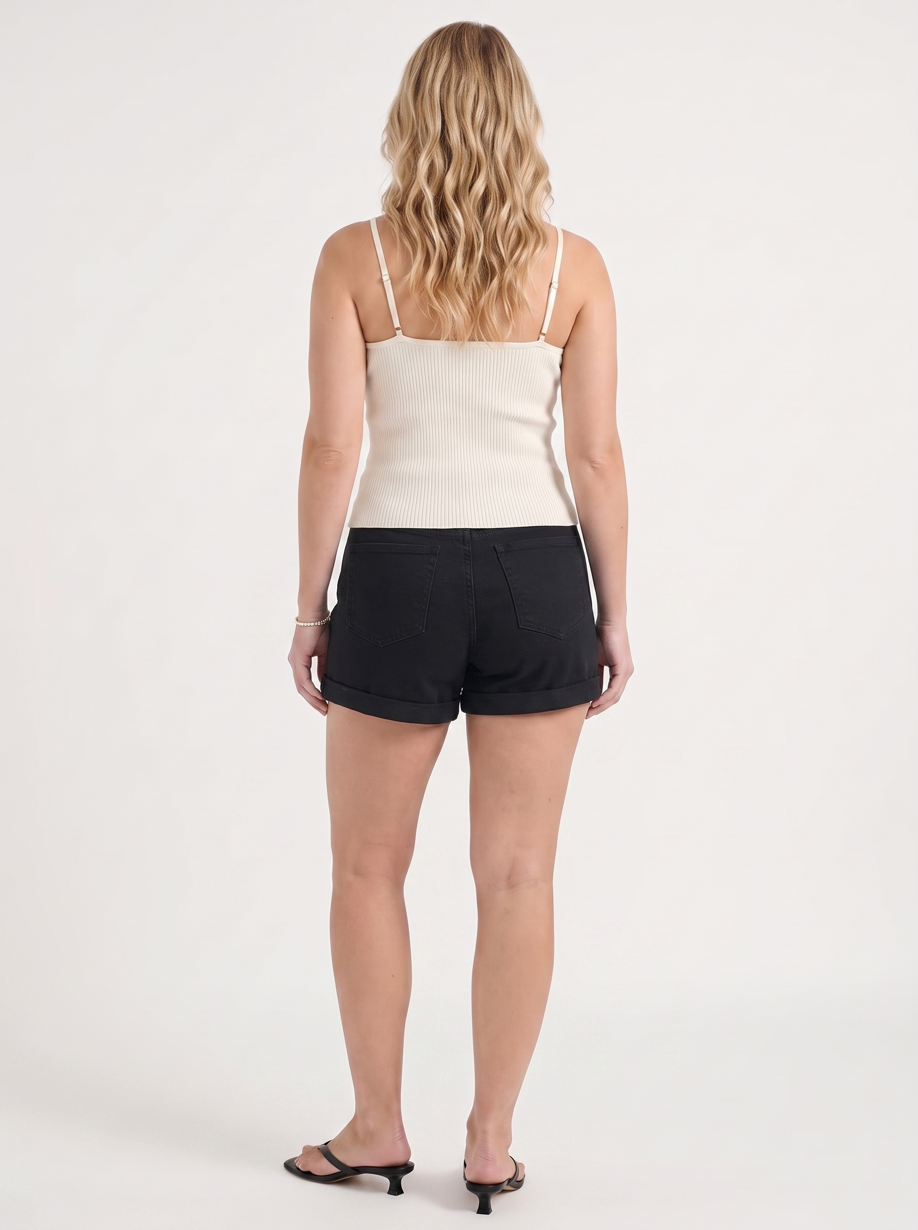 Giselle High-Waist-Jeansshorts mit Umschlagsaum