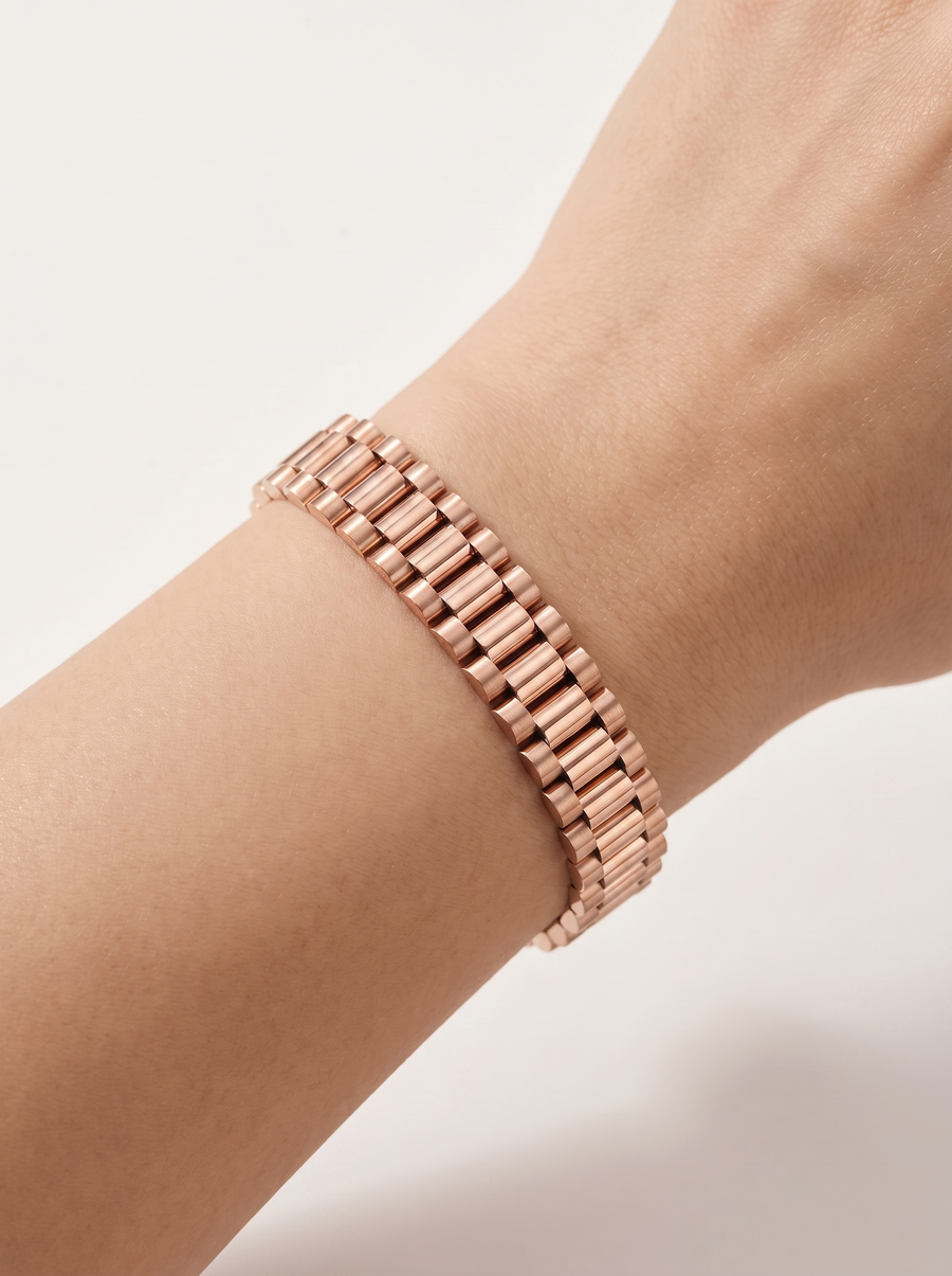 Luisa Gliederarmband im Uhrenarmband-Stil