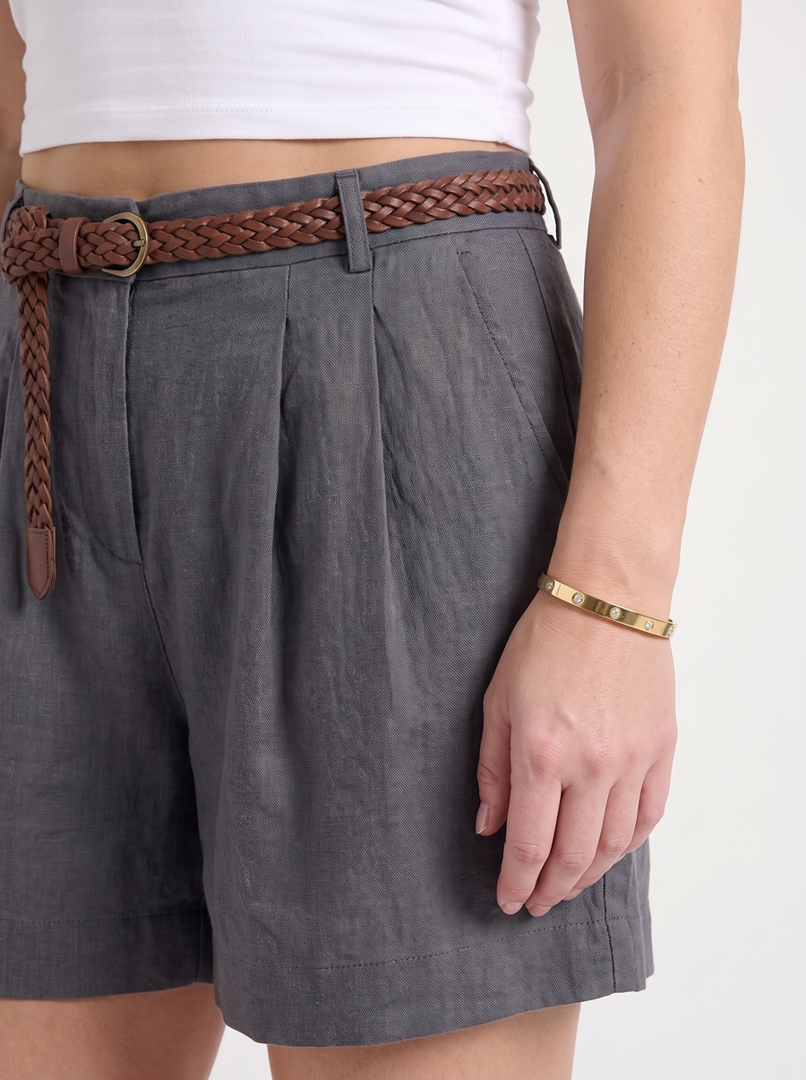 Meeka Shorts mit Flechtgürtel