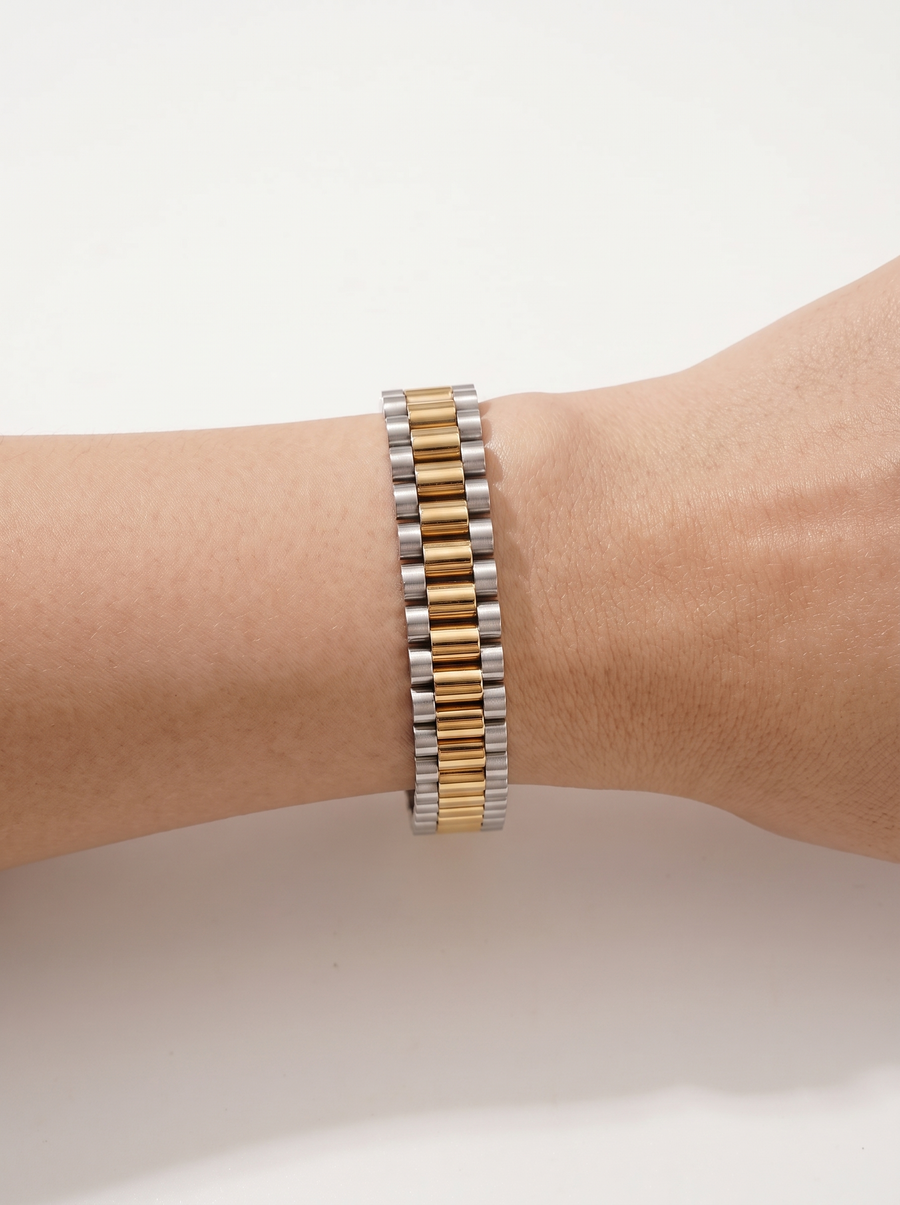 Luisa Gliederarmband im Uhrenarmband-Stil