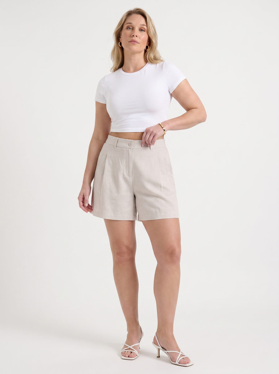 Kyrine Shorts mit Bundfalten