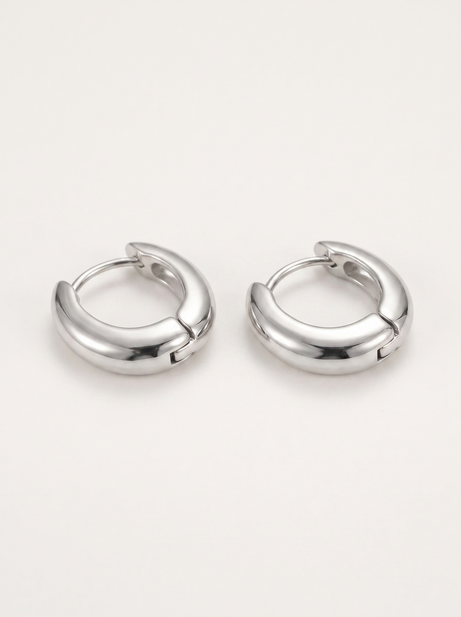 Ginevra Huggie-Creolen mit runder Form