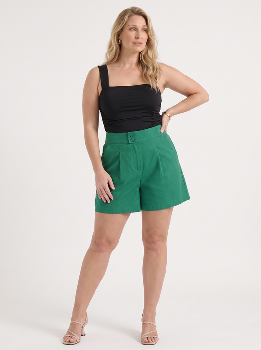 Carla Shorts mit Doppelknopfdetail
