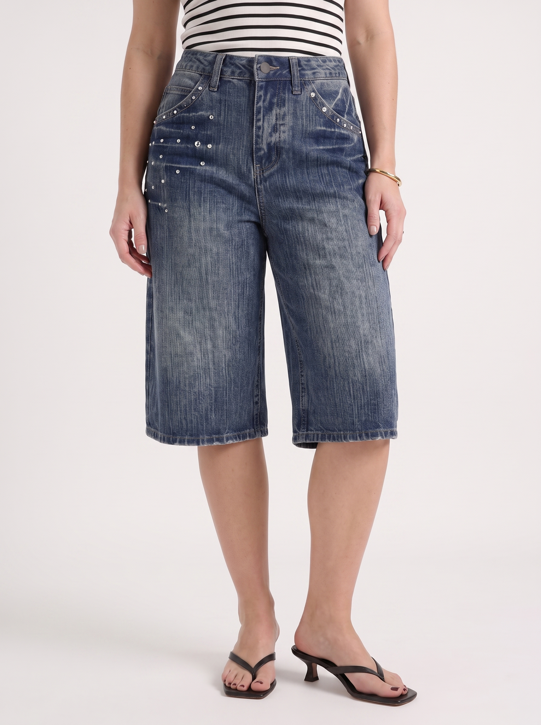 Carlota Jeans-Bermudashorts mit Nietendetail