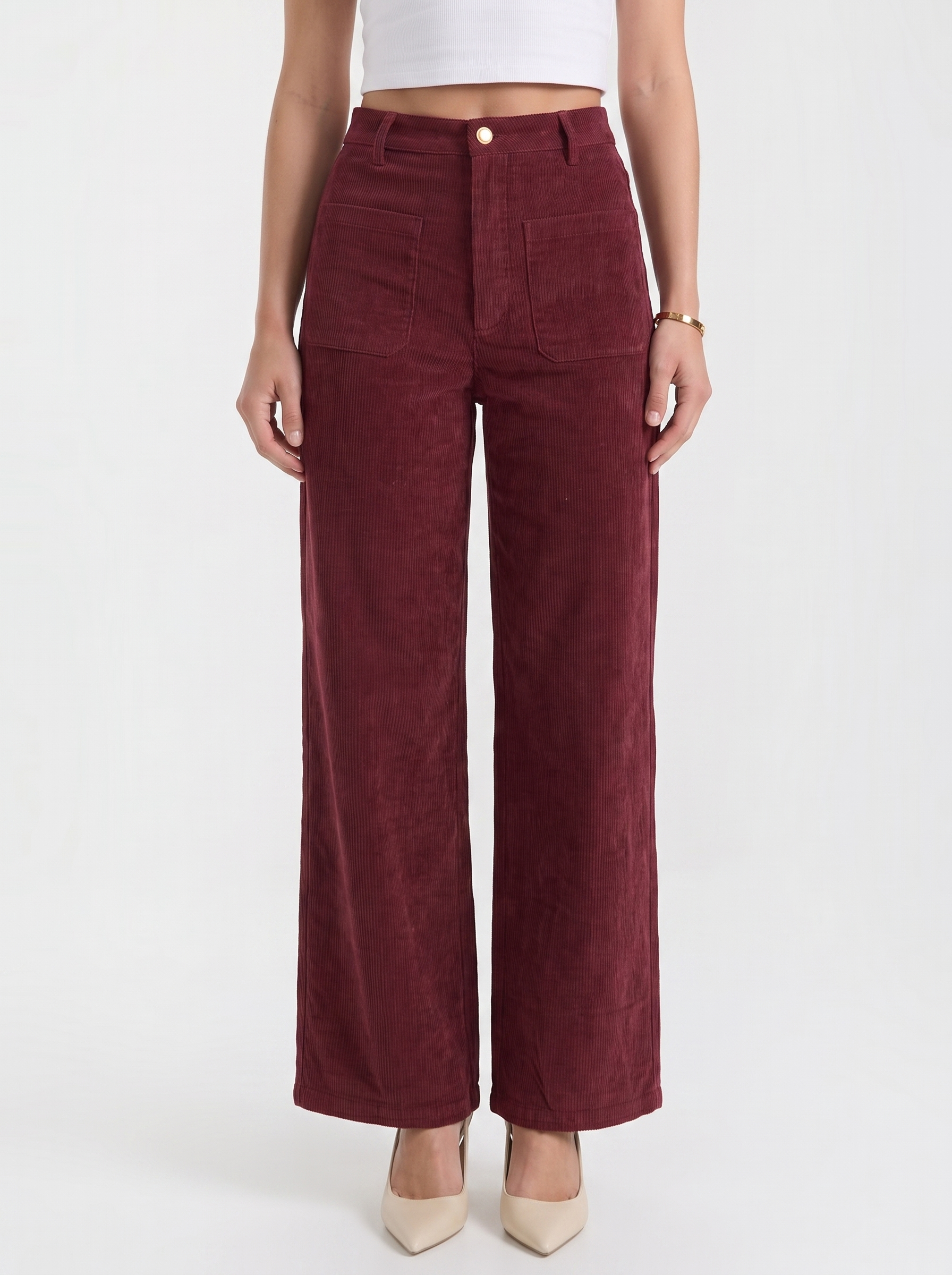Allison Weite Cordhose