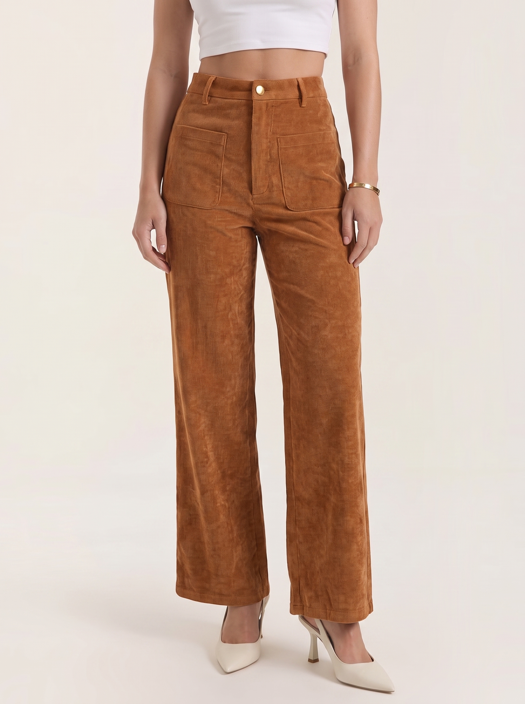 Allison Weite Cordhose