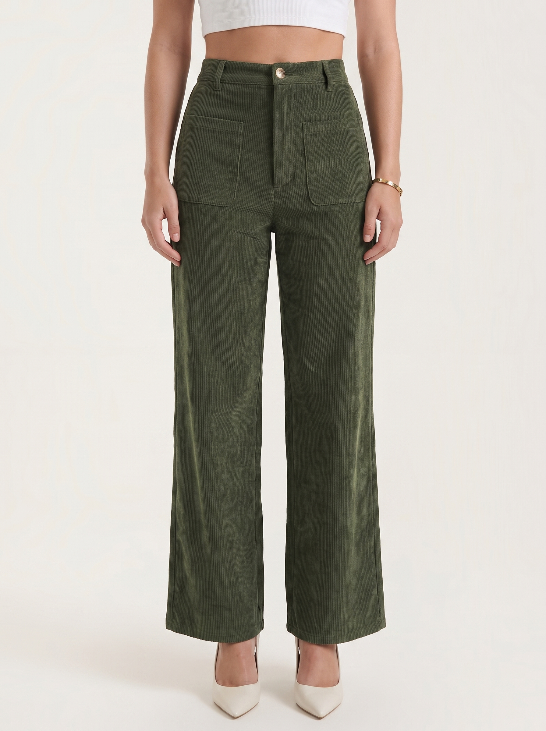 Allison Weite Cordhose