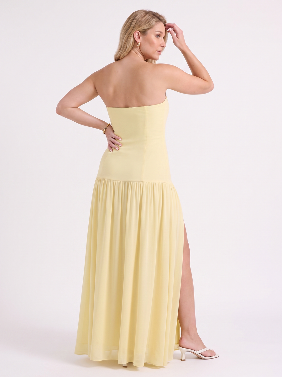 Skye Schulterfreies Maxikleid mit Beinschlitz
