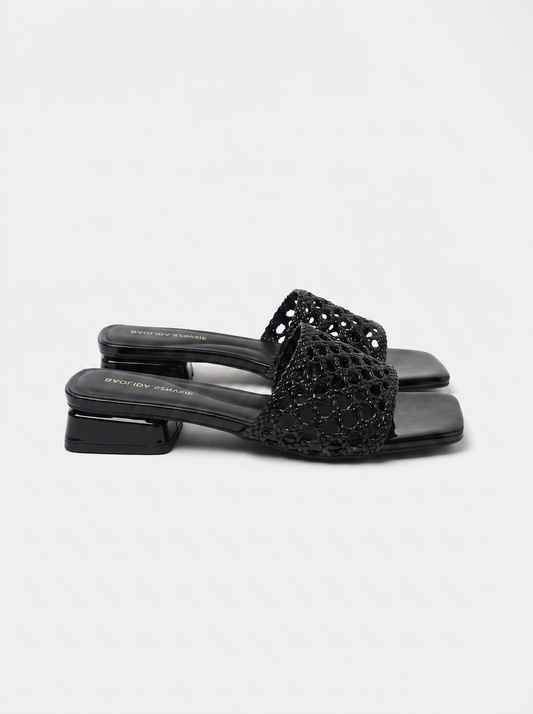 Summer Mules mit geflochtenem Riemen