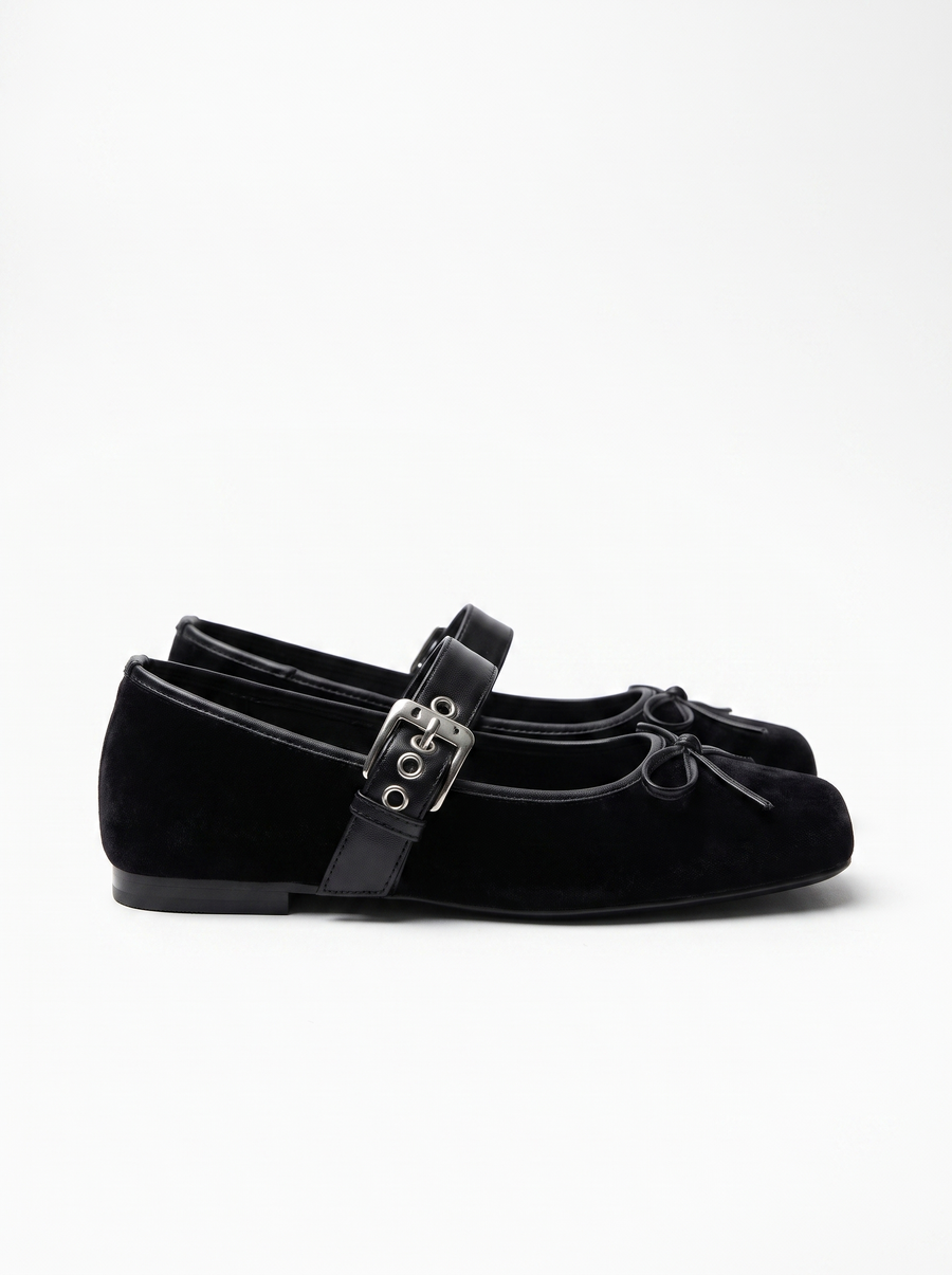 Ellie Riemchenballerinas mit Schnalle