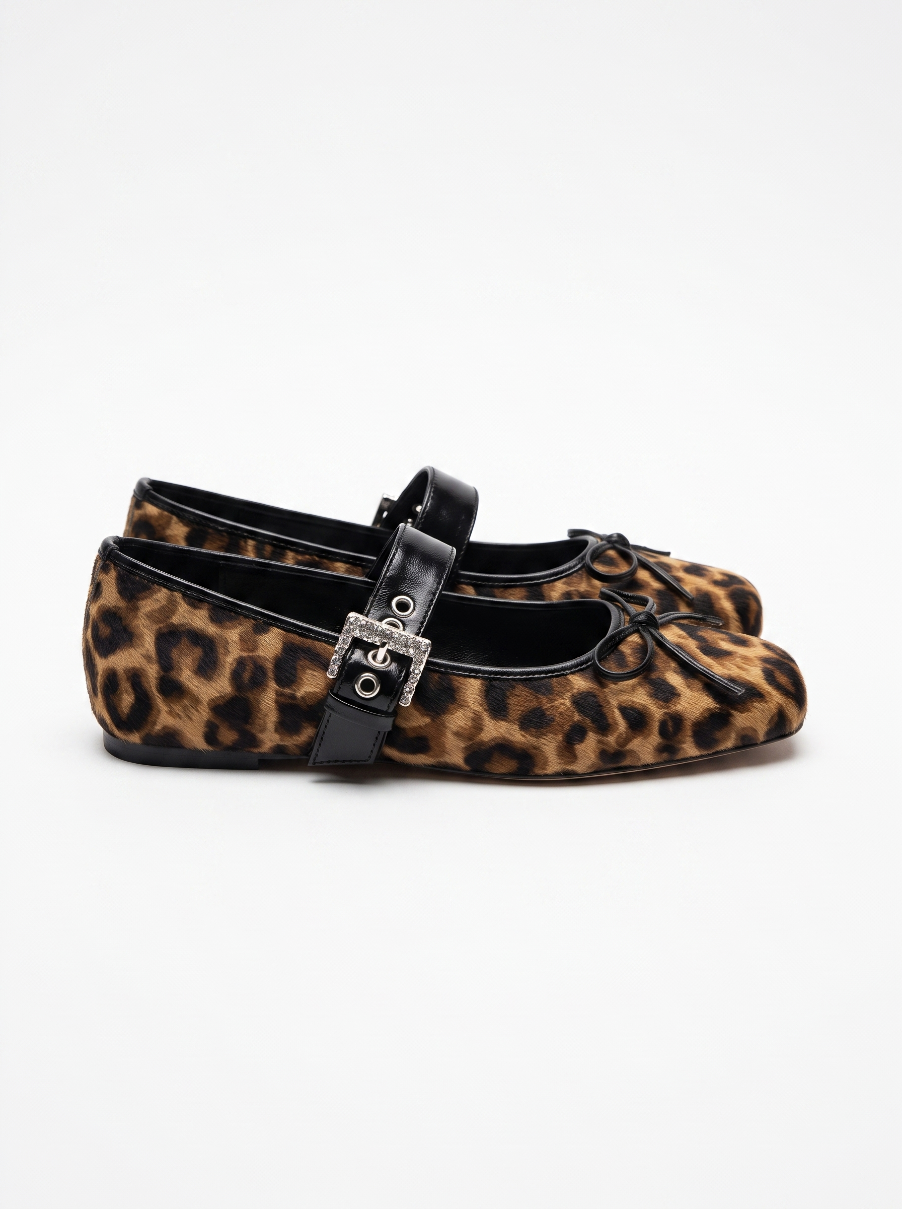 Ellie Riemchenballerinas mit Schnalle