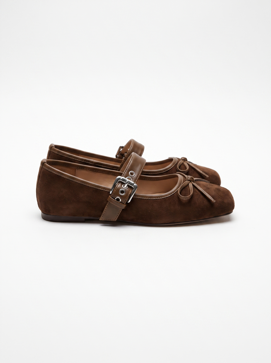 Ellie Riemchenballerinas mit Schnalle
