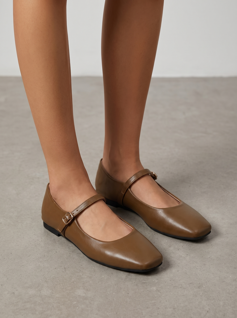 Lois Mary-Jane-Ballerinas mit Schnalle
