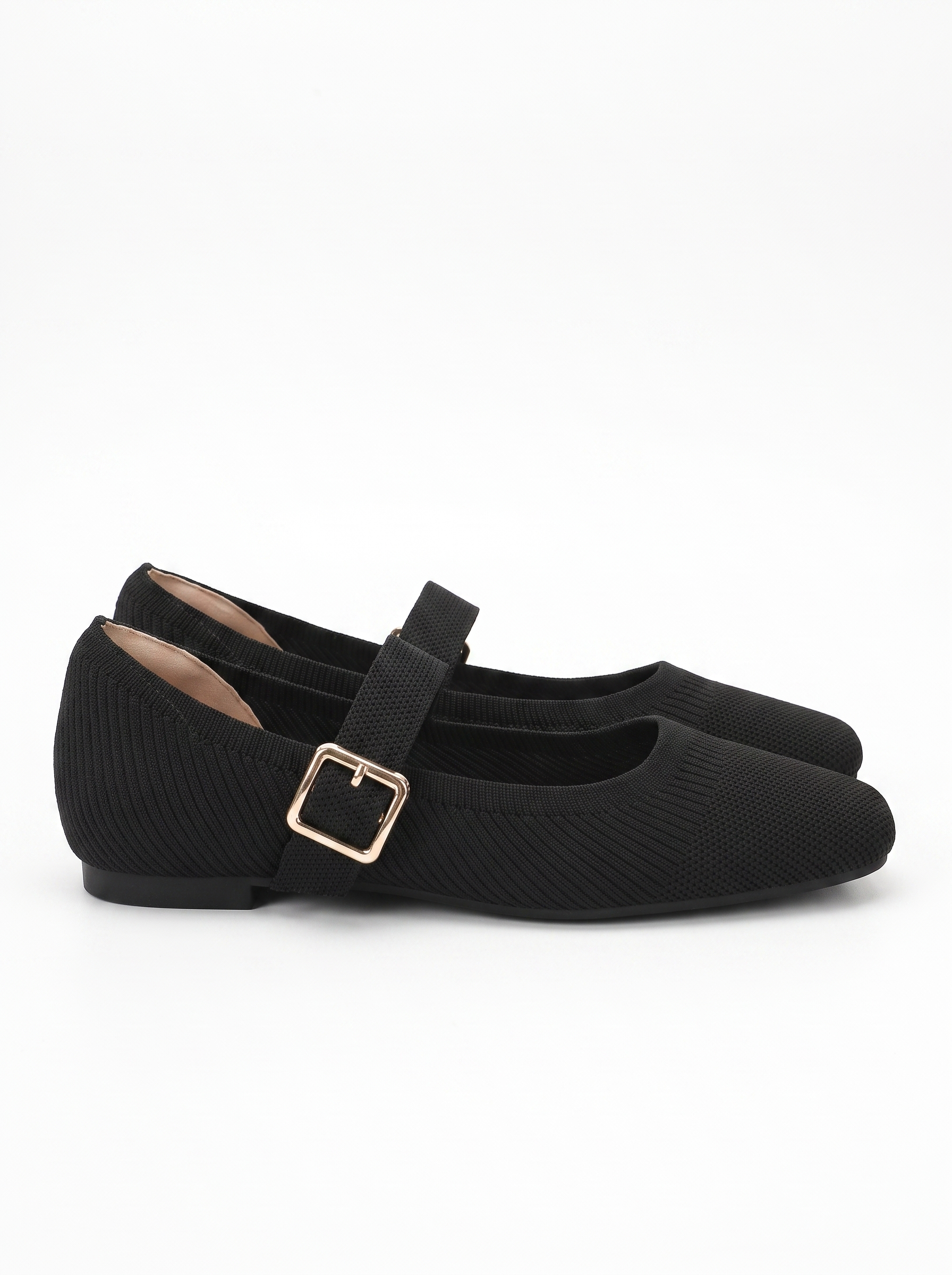 Mila Riemchenballerinas Strickoptik