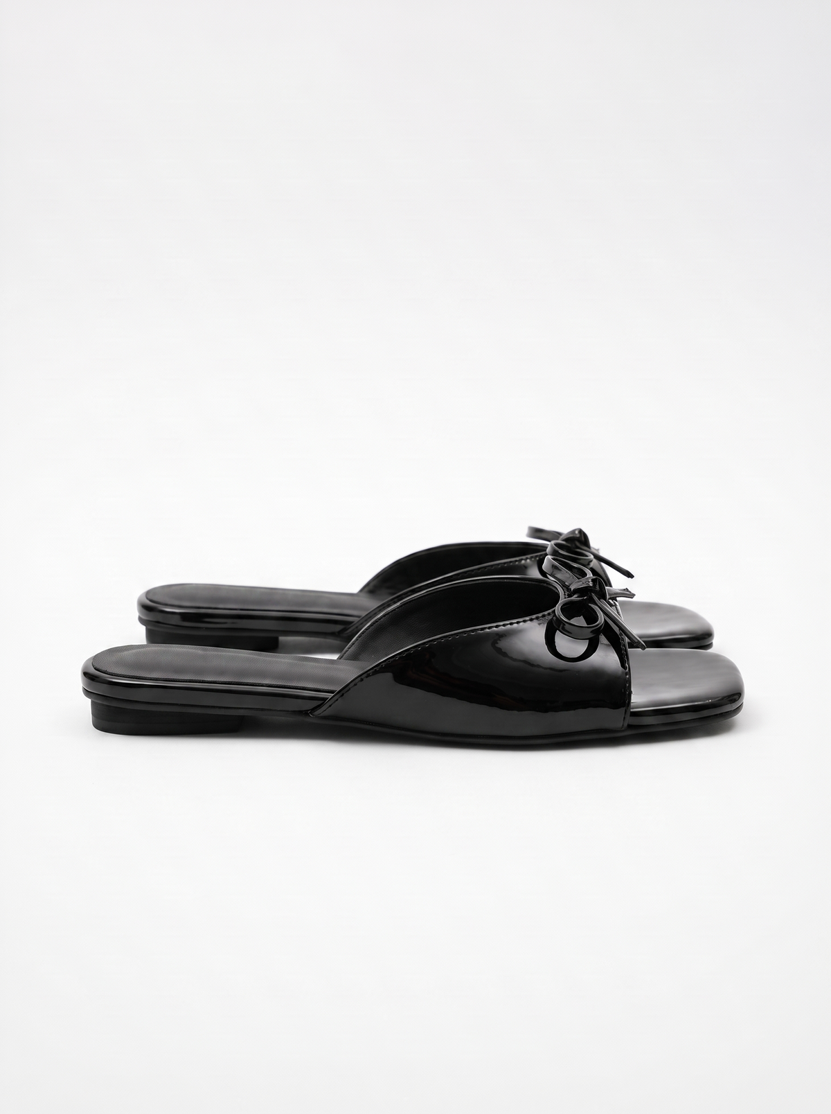 Priya Mules mit Schleifendetail