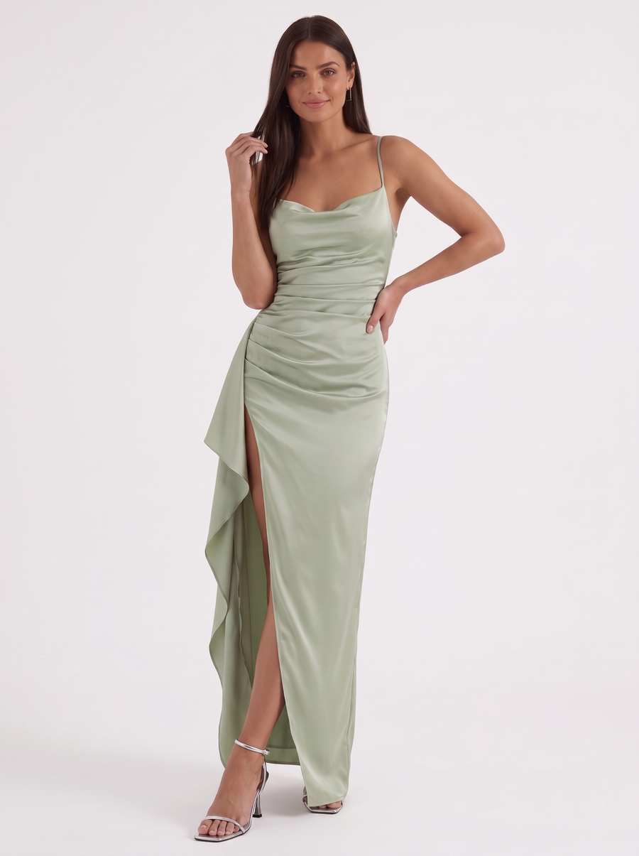 Rhiannon Seidiges Maxi-Slipkleid