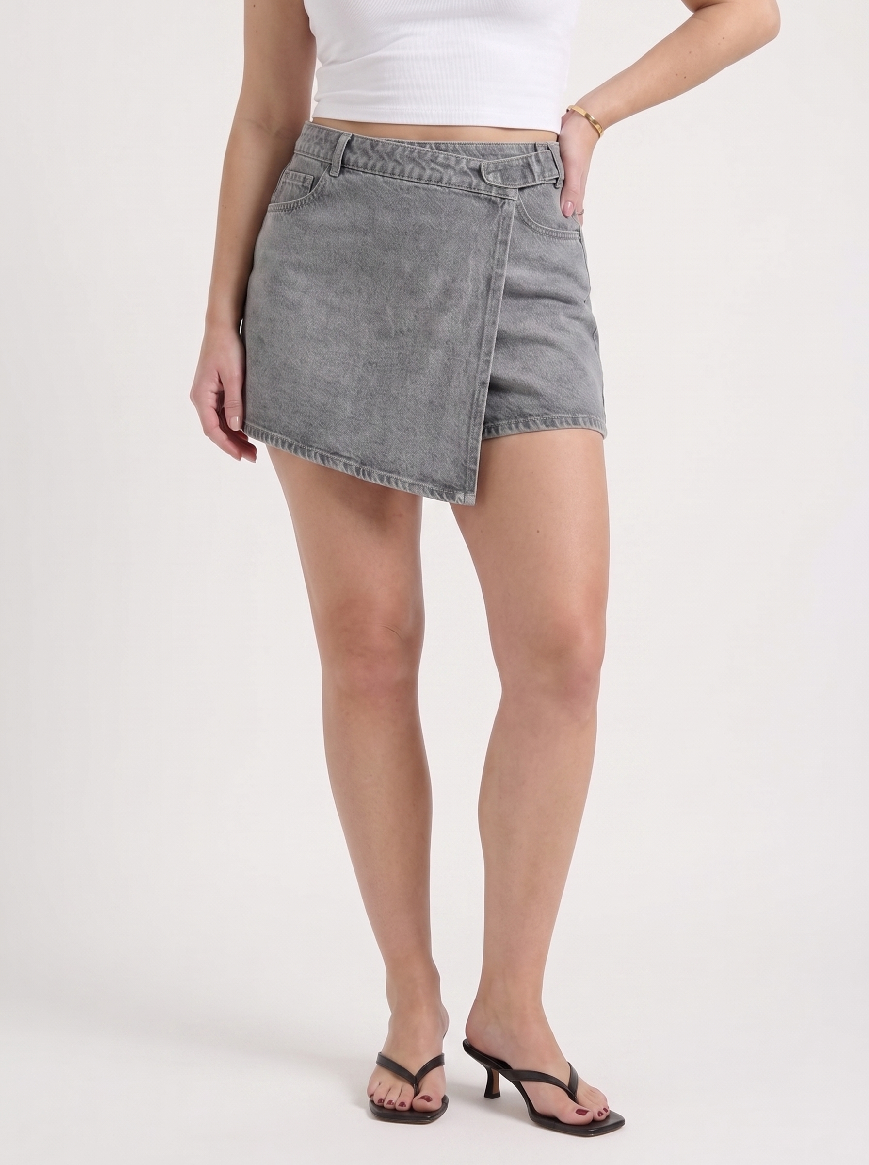 Rosa Jeans-Minirock mit Wickeloptik