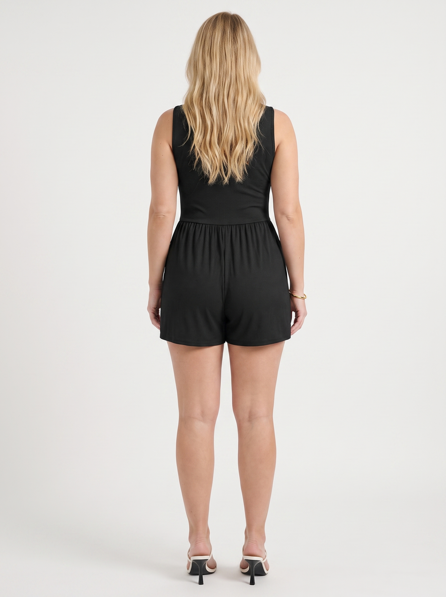 Jewel Kurzer Jumpsuit V-Ausschnitt