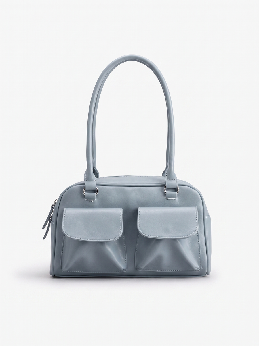 Karin Schultertasche in Lack-Optik