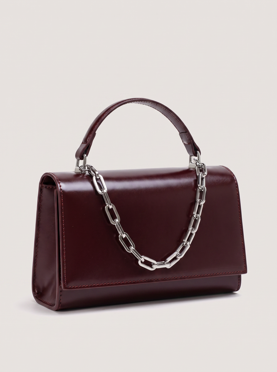 Elegante Handtasche aus Leder – Bordeaux, Frontansicht