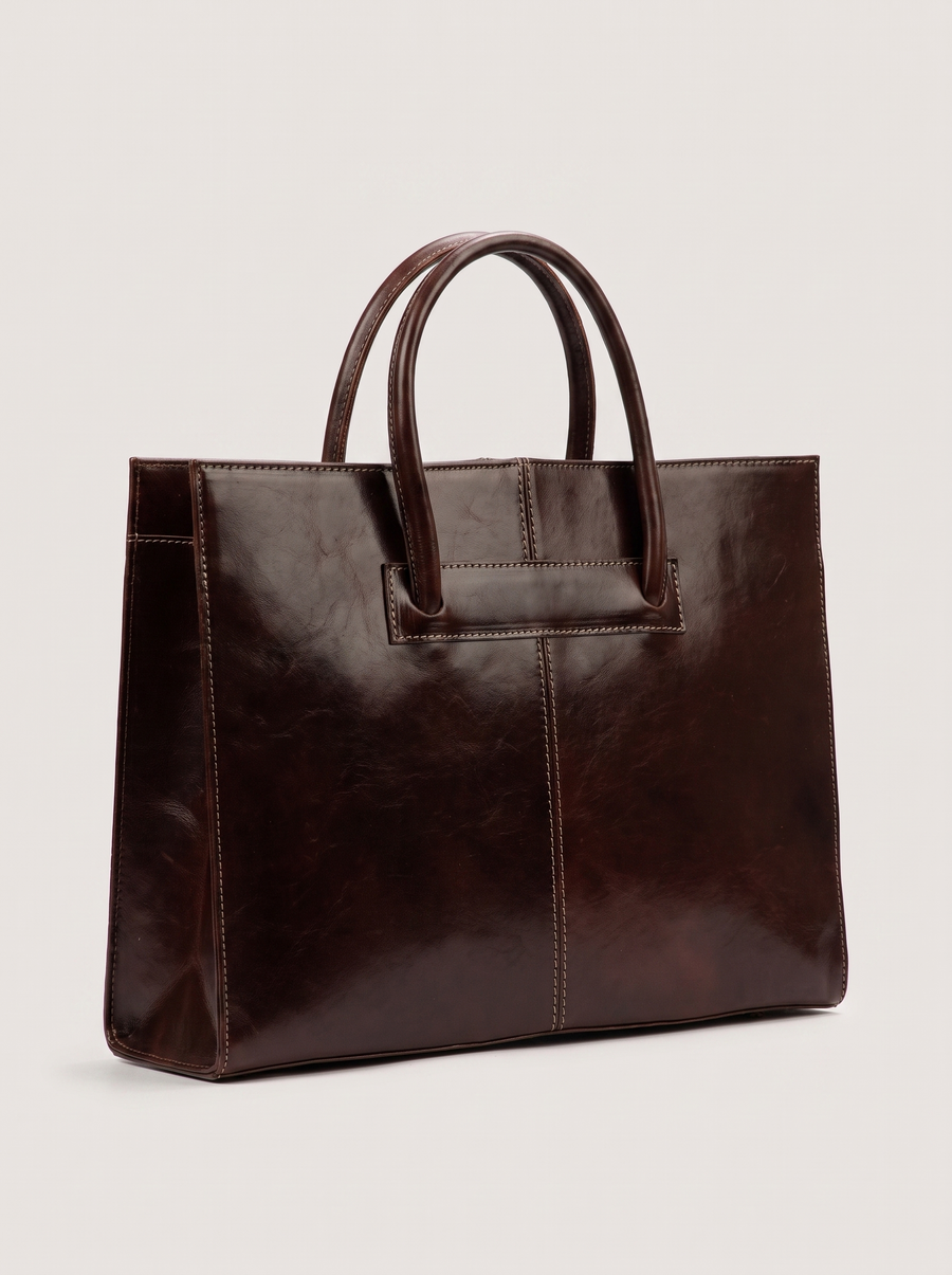 Geräumige Handtasche aus Leder – Braun, Frontansicht