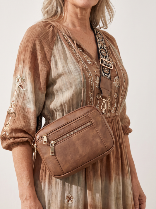 Elain Crossbody-Tasche - getragen