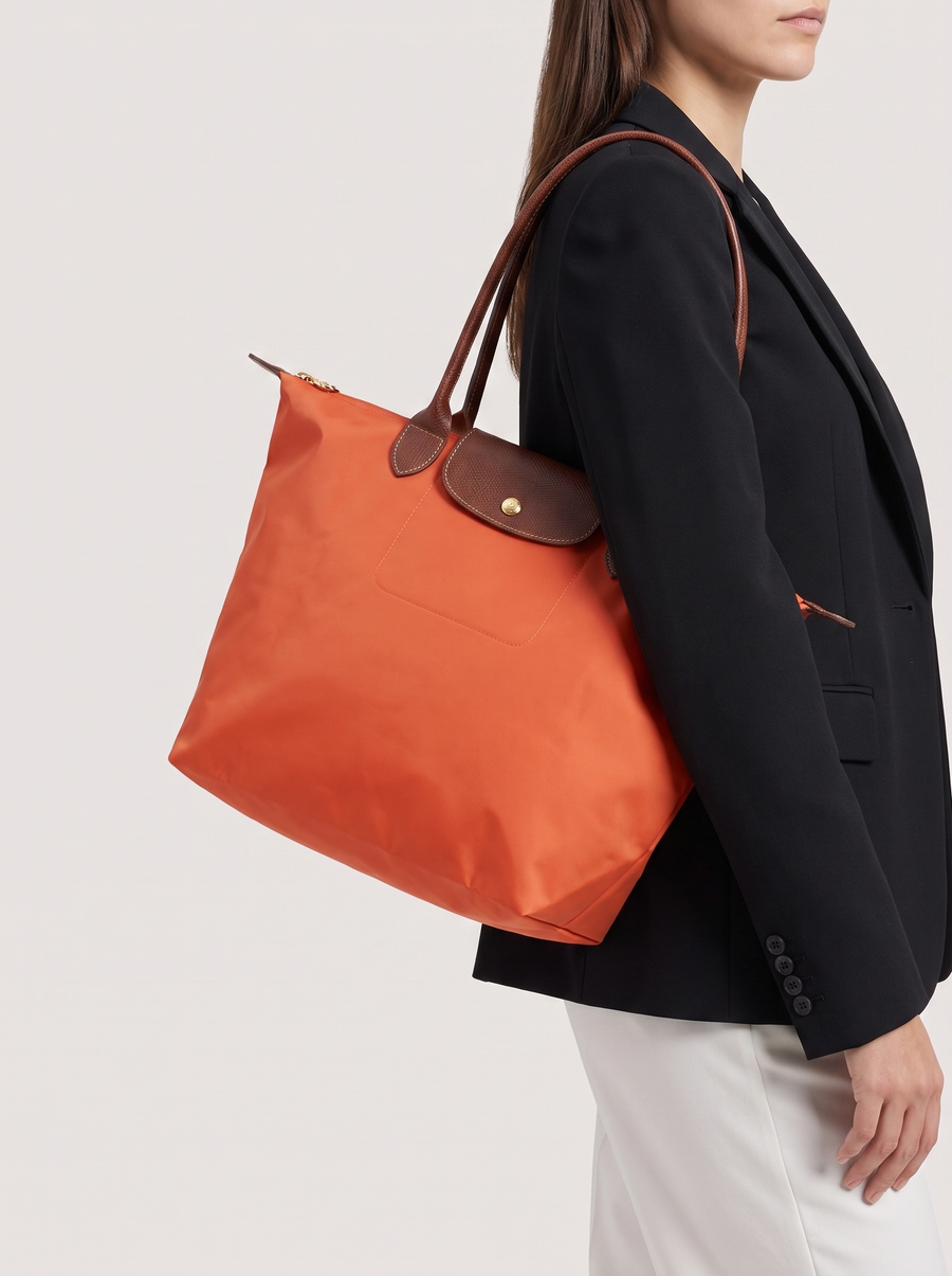 Nola Schultertasche