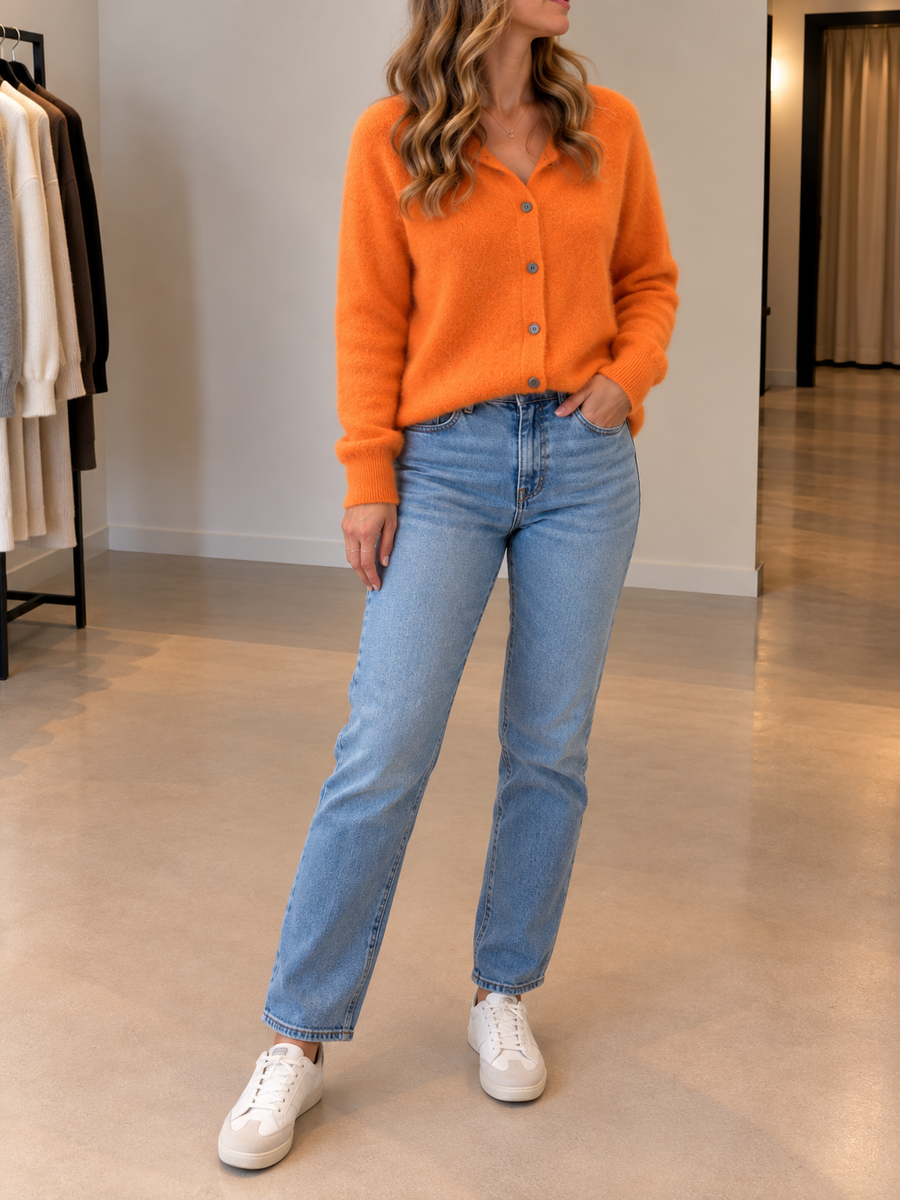 Livea Strickjacke mit Knopfdetails
