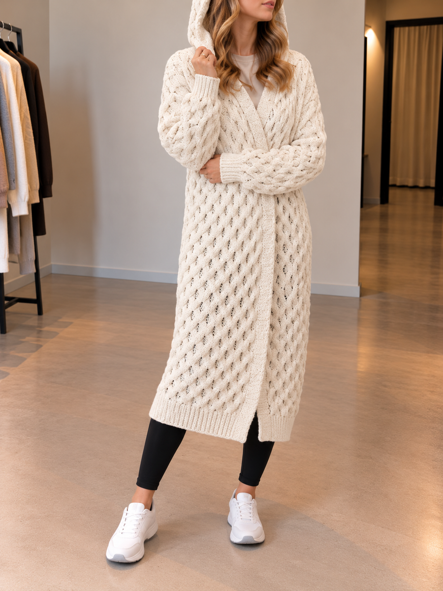 Maike Strickjacke mit Zopfmuster