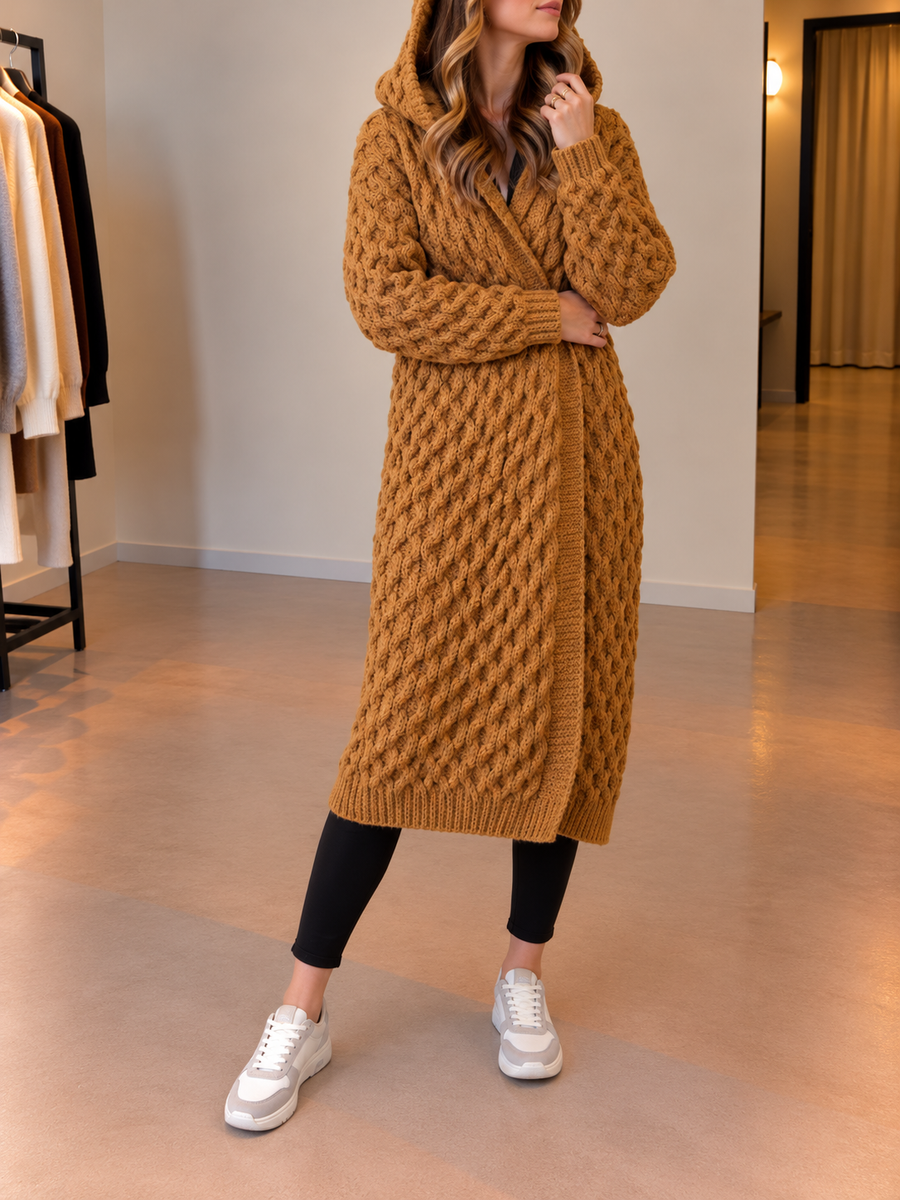Maike Strickjacke mit Zopfmuster