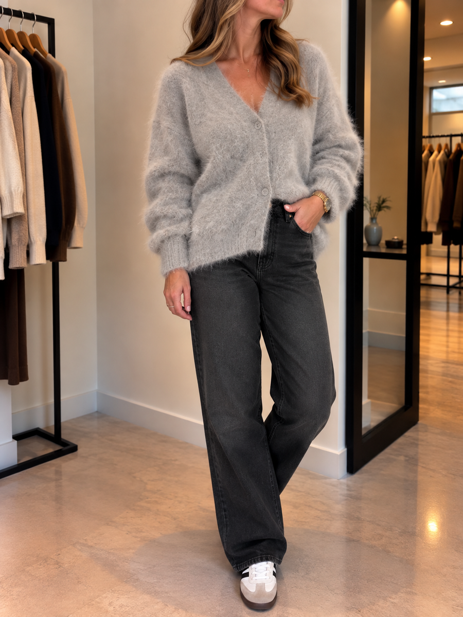Romana Strickjacke mit V-Ausschnitt