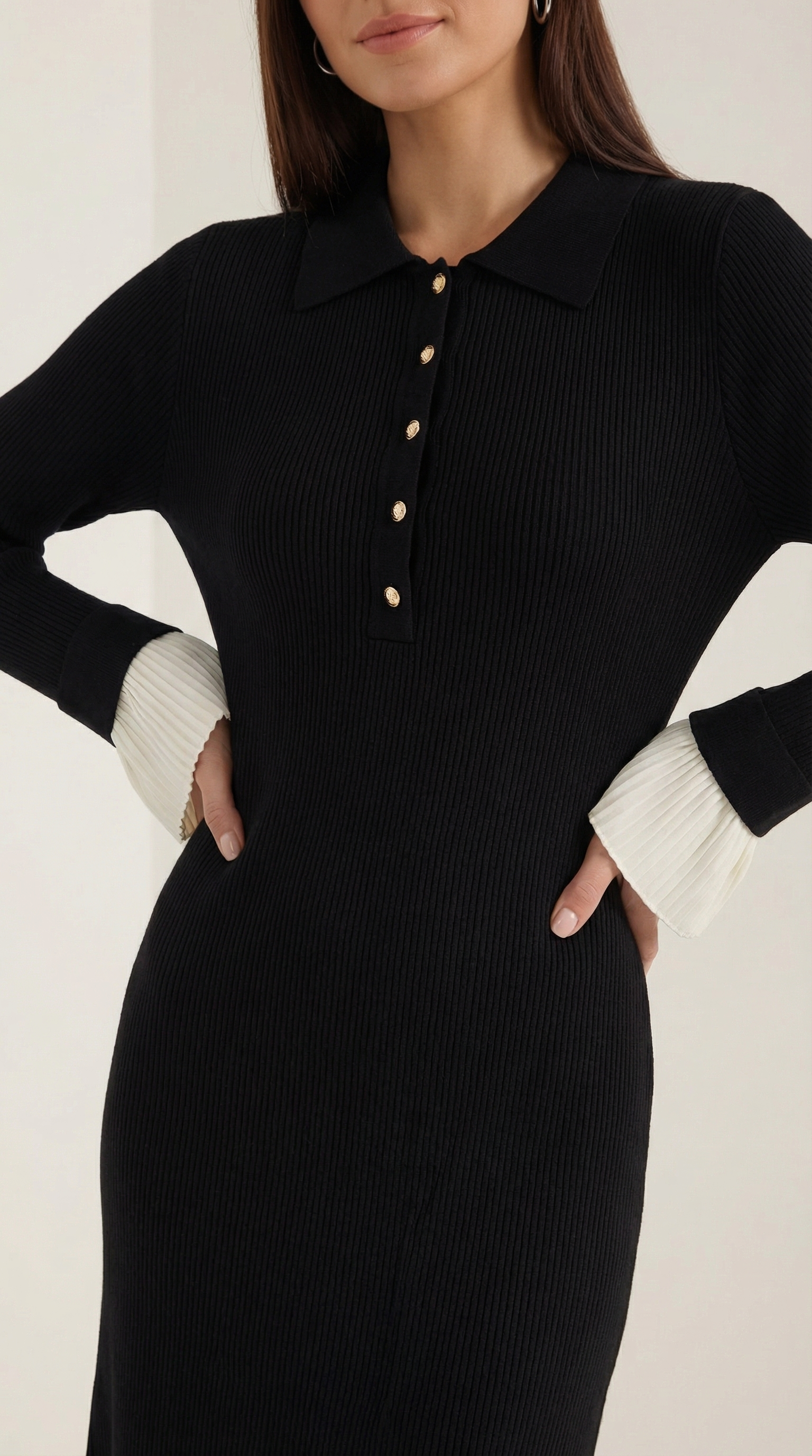 Charlotte Strick-Maxikleid mit Kontrastmanschetten