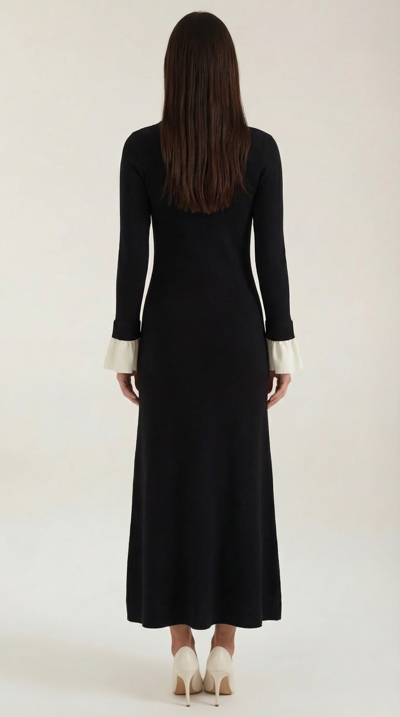 Charlotte Strick-Maxikleid mit Kontrastmanschetten