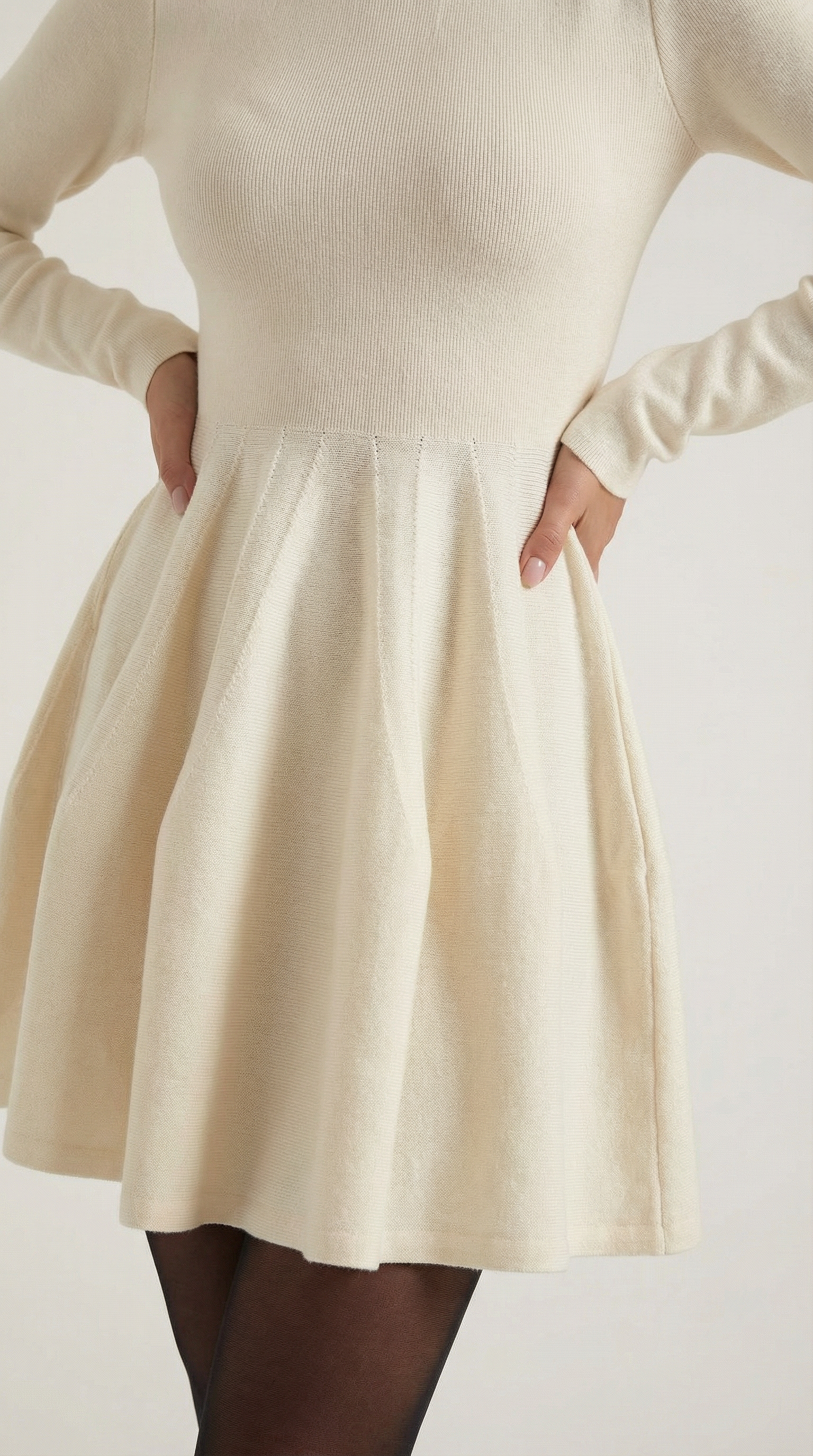 Tiffany Langarm-Falten-Minikleid