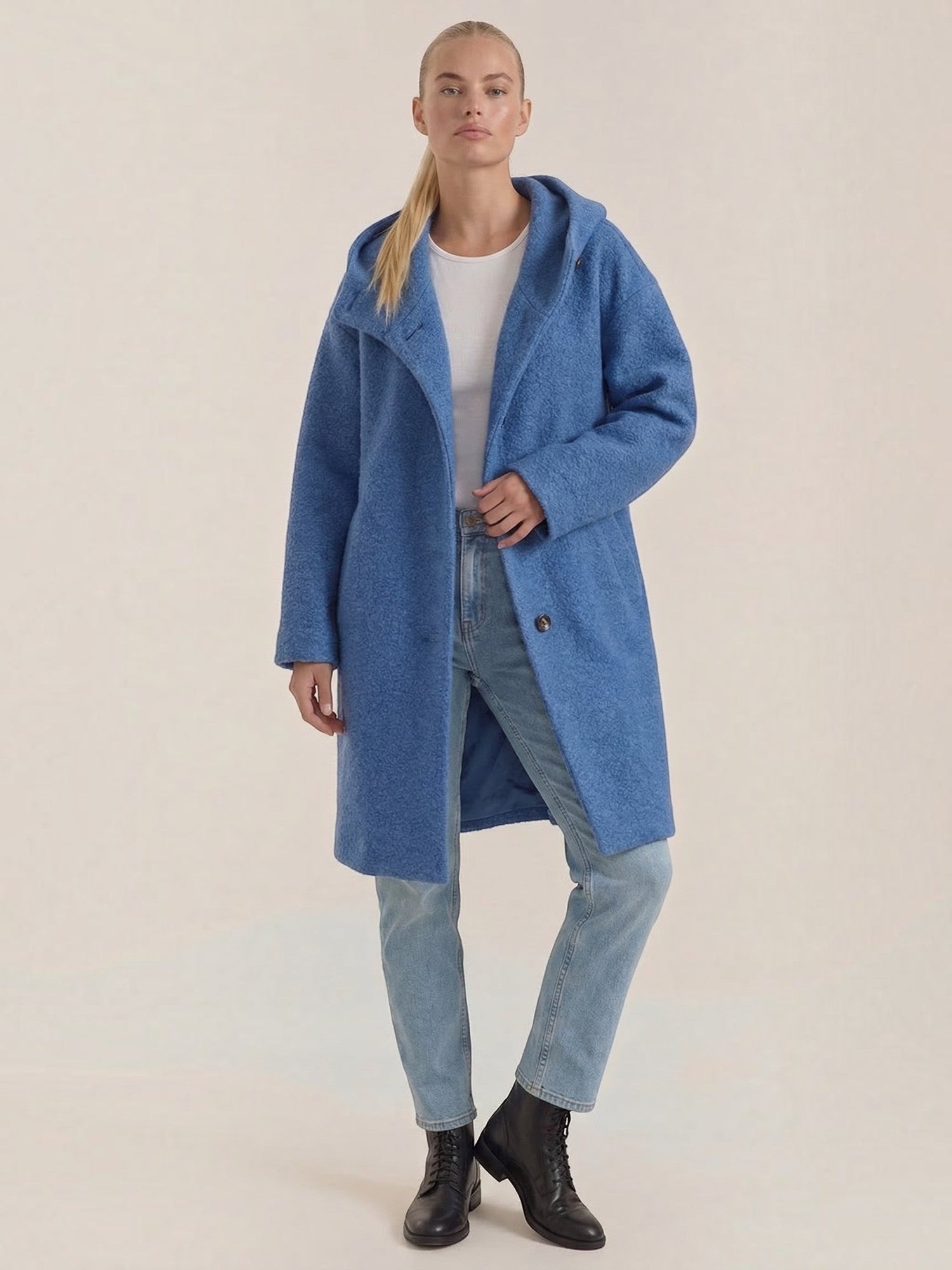 Blau