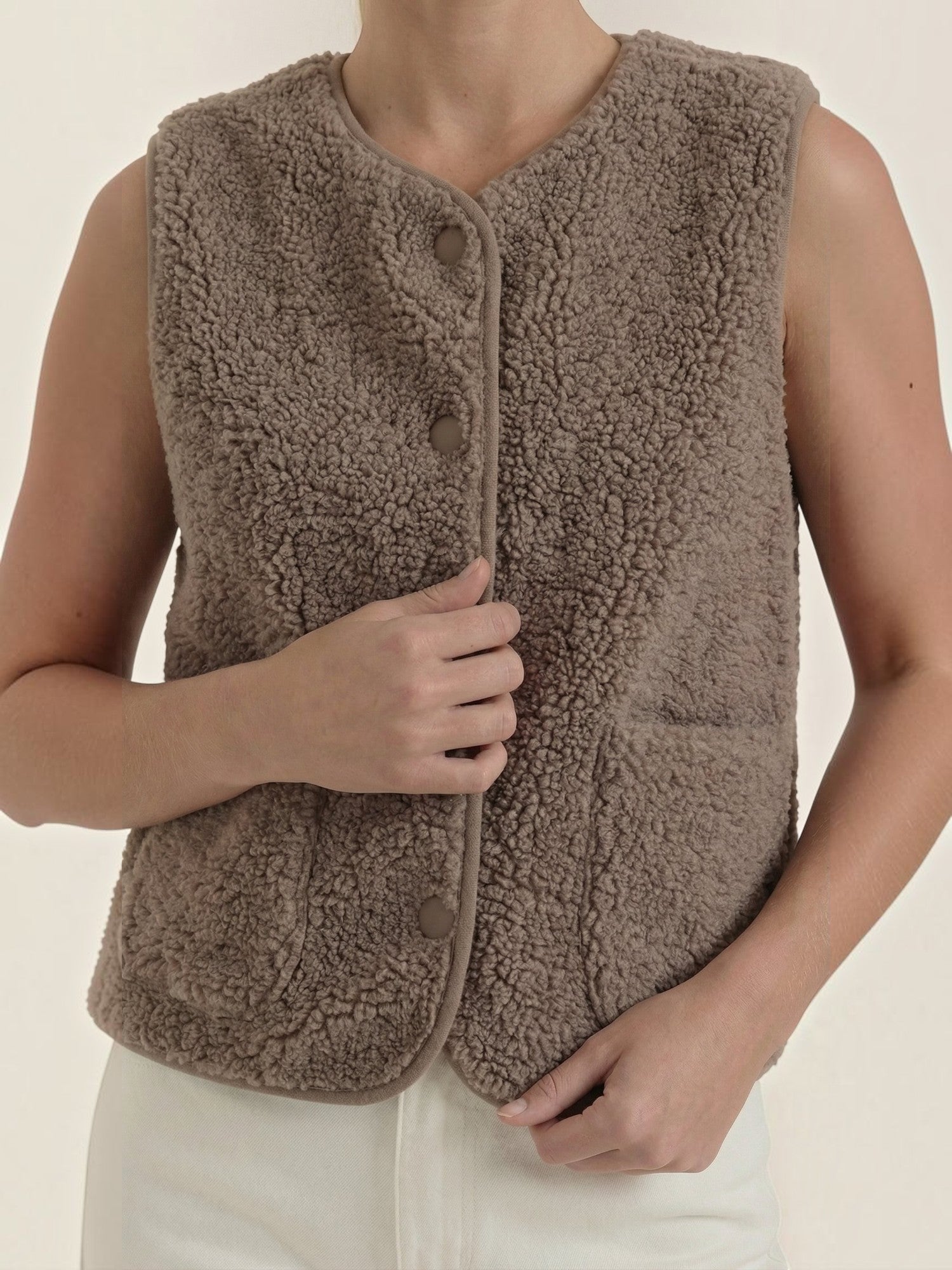 Taupe